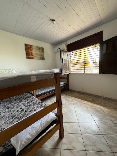 Casa a venda em Ilhéus beira mar